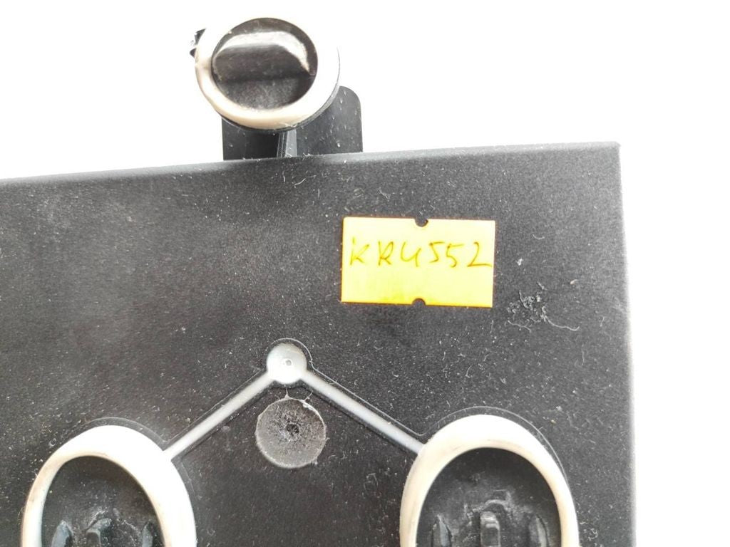 Audi A1 2011 door control unit module 8X0959792B 