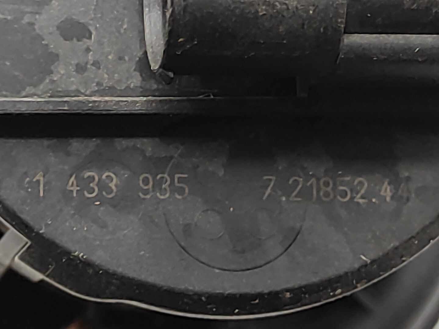 BMW 5 Series E39 525 1995 Petrol Air Injection Pump 1433959 1433935