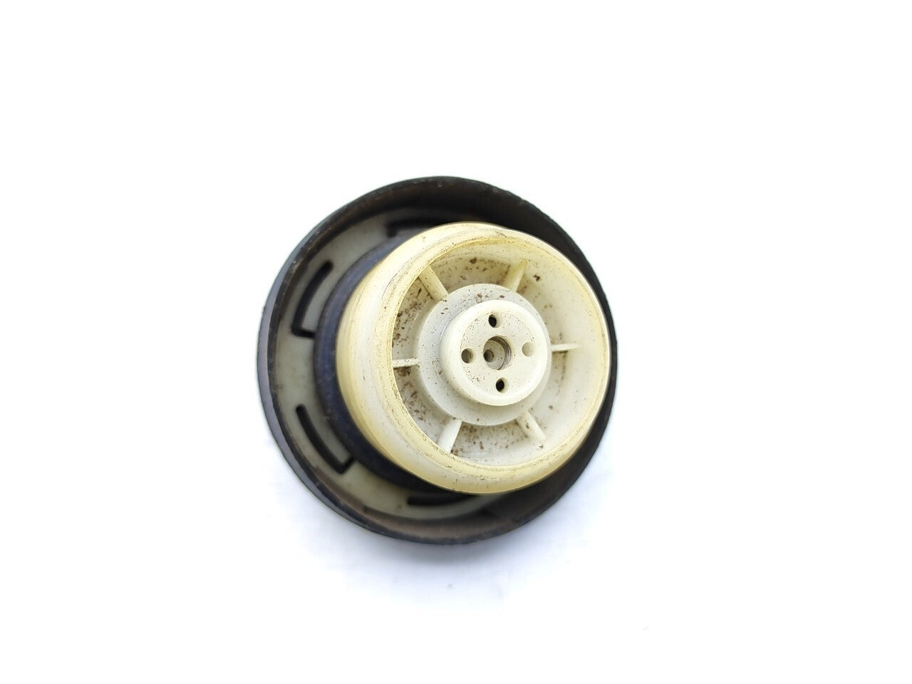 Alfa Romeo 166 2.4JTD 100kW 2001 Fuel Tank Cap DIESEL