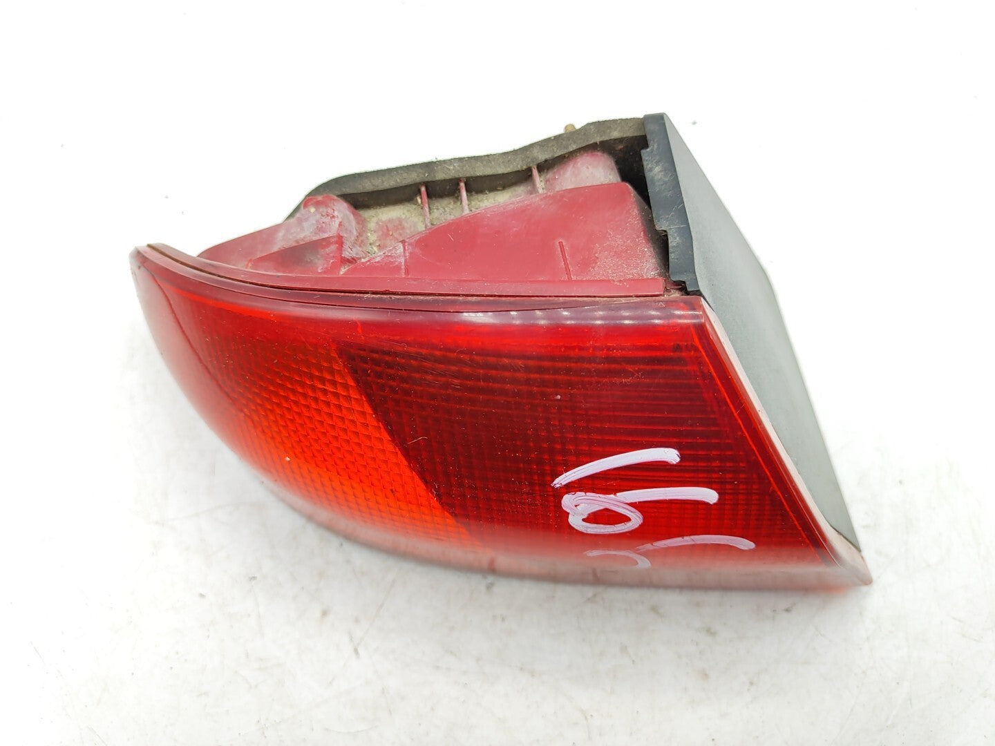 Alfa Romeo 166 2.0TS 114kW  2002 LHD Rear Left Body Outer Taillight Light