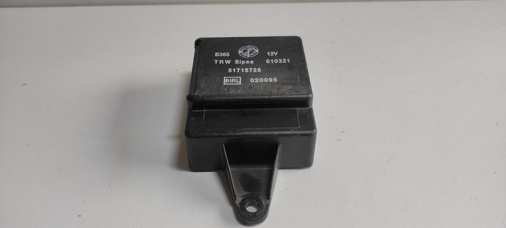 Alfa Romeo 156 2.4JTD 110kW 2003 Alarm Control Module Relay 51715726