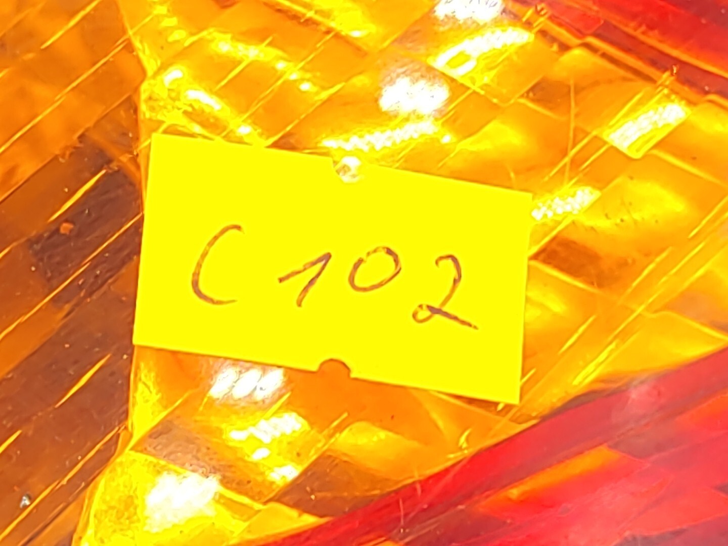 Ford Focus MK1 Hatchback 2001 LHD Rear Right Side Taillight Lamp Light XS4113404