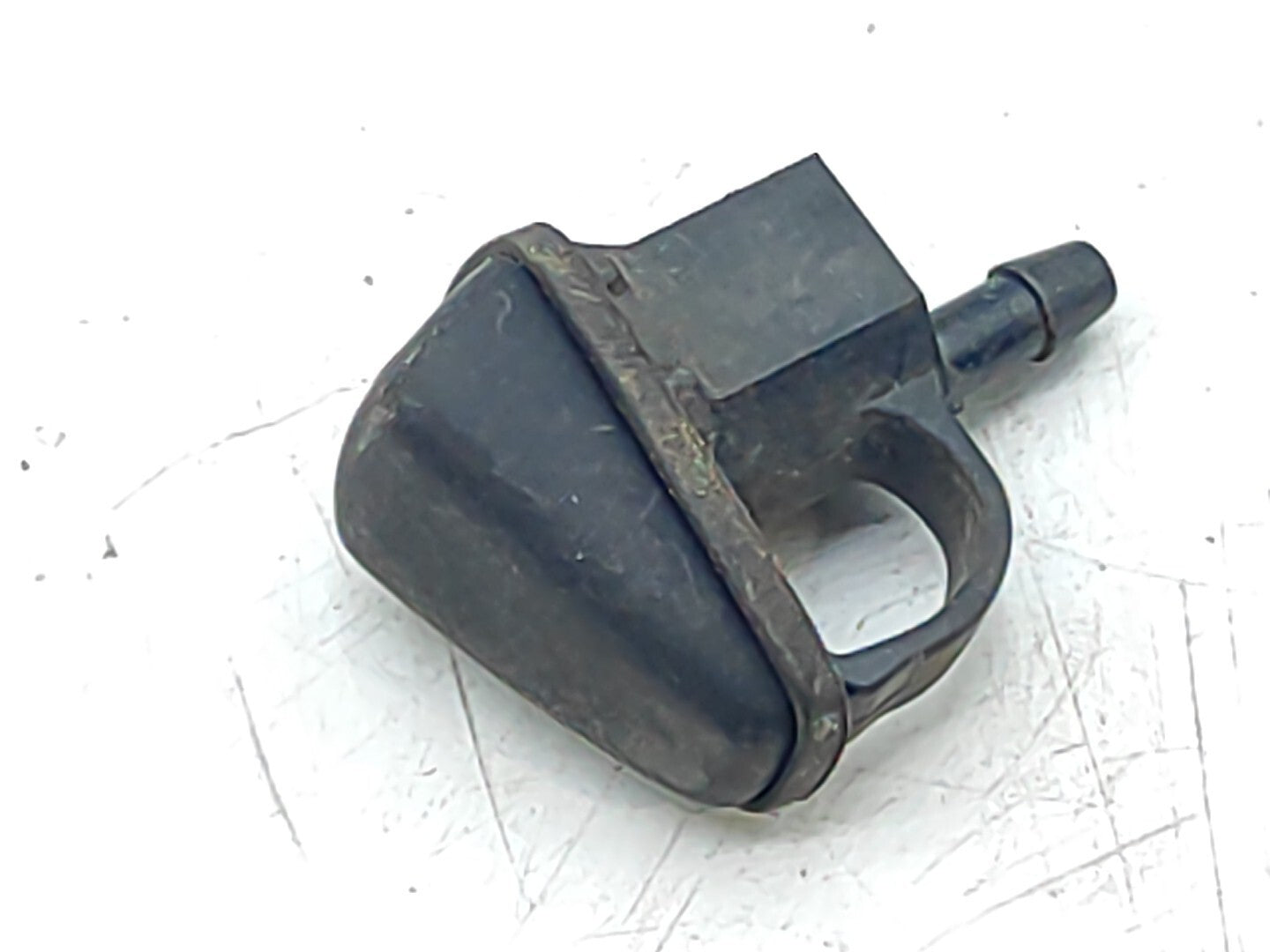 Land Rover Freelander LR2 2008 Front Bonnet Hood Windshield Spray Nozzle