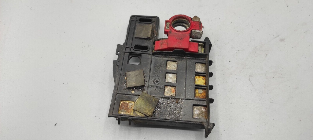 Alfa Romeo 147 1.9JTD 110kW Diesel 2004 Positive Battery Wiring Therminal Cap