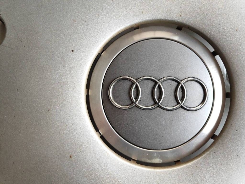 Audi A6 S6 C5 4B 2003 R16 wheel hub cap trim 4B0601147B 