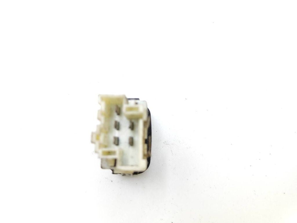 Volvo S70  V70  V70 XC 1997 Seat heating switch 9162939 