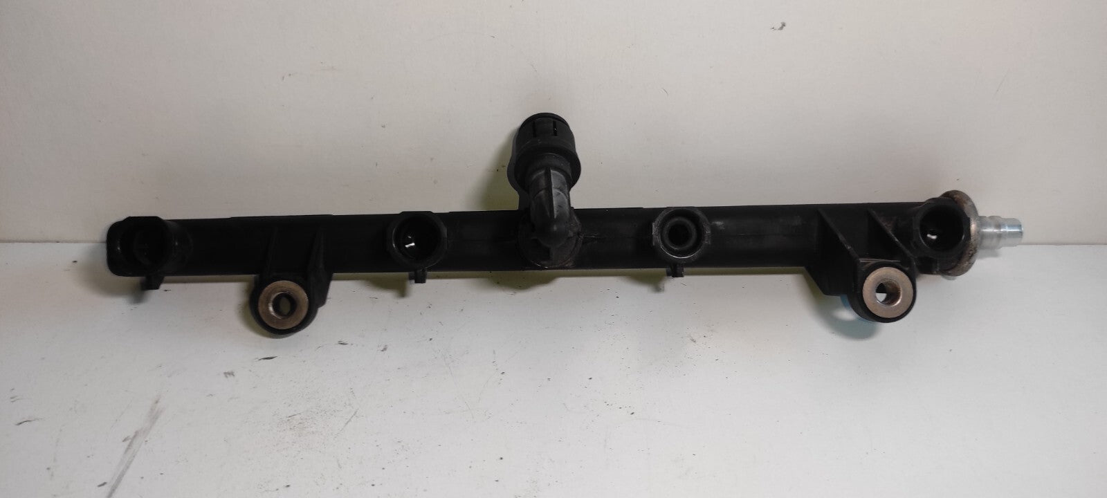 Alfa Romeo 147 2.0TS 110kW 2003 Petrol Engine Fuel Rail 0280151048