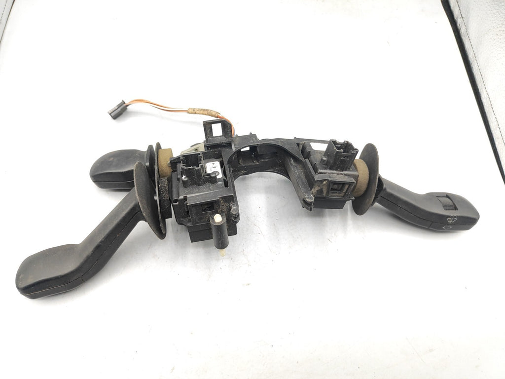 BMW 5 Series E39 2000 Wiper indicator cruise stalk 1162088 8352172