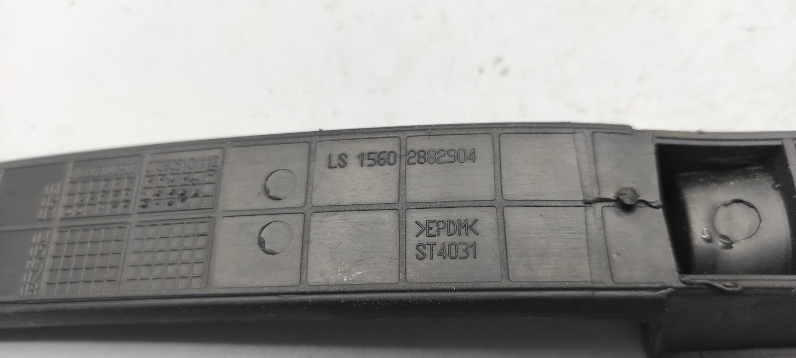 Alfa Romeo 156 2005 Center Console Middle Rubber Insert Mat 15602882904