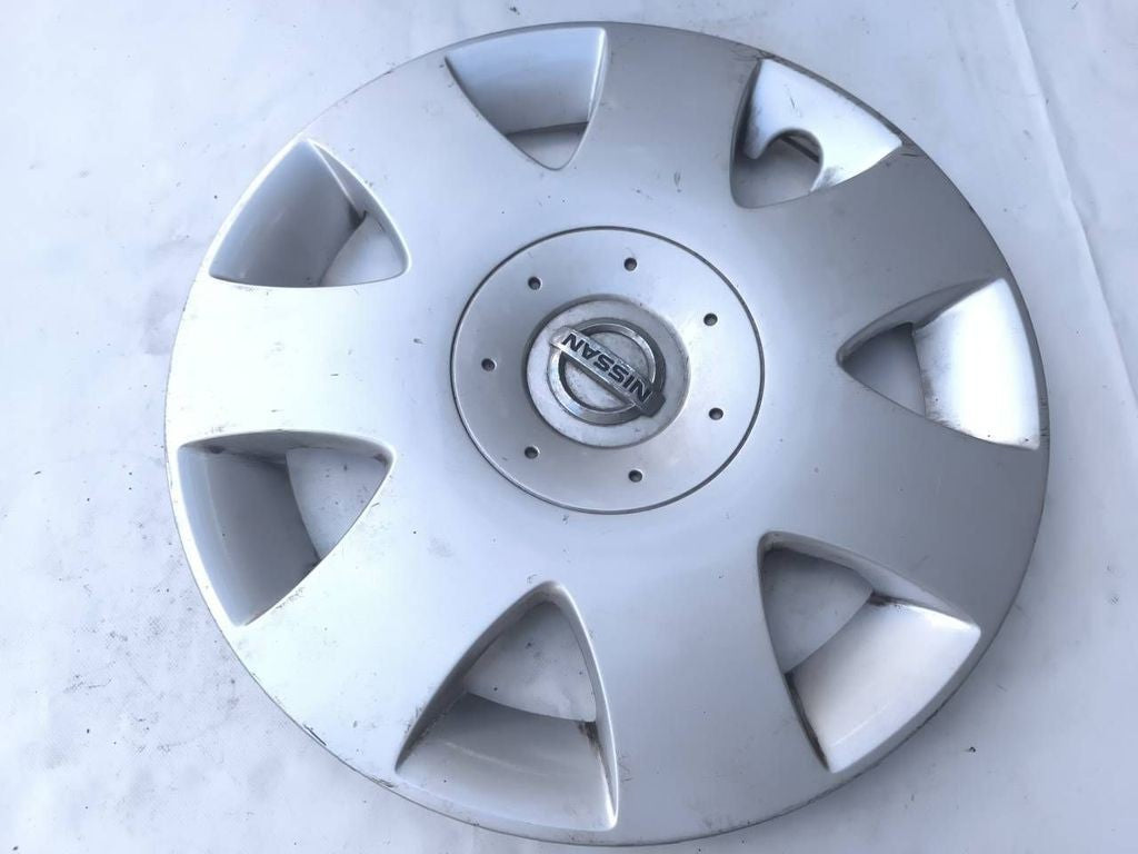 Nissan Almera N16 2003 R16 wheel hub cap trim 40315AV610 