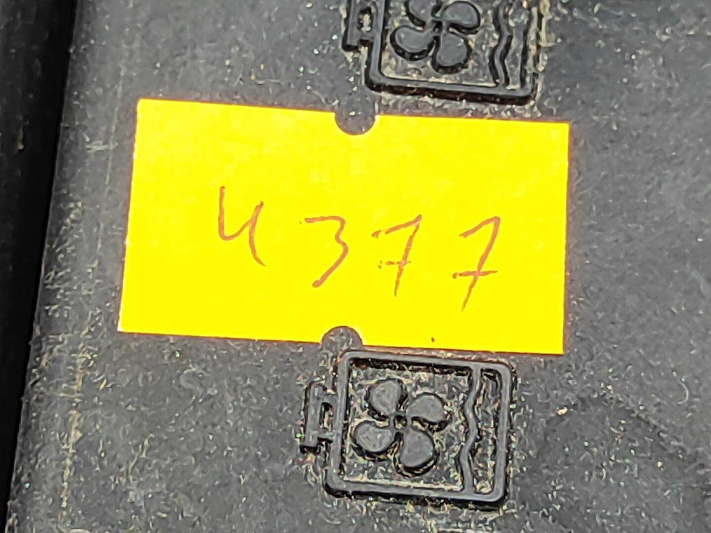 Alfa Romeo 166 2.4JTD 100kW 10V Diesel 2000 Engine Bay Fuse Box Module Relays