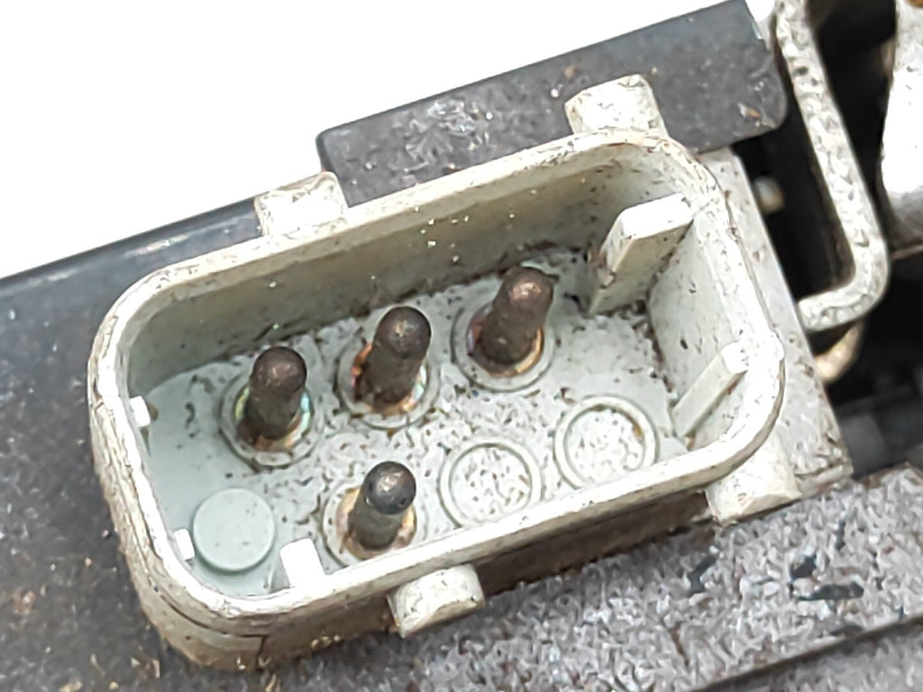 BMW 5 SERIES E39 530D Diesel 2001 LHD Front Right Door Exterior Lock 67118352165