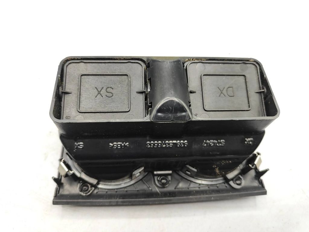 Alfa Romeo 159 2.2JTS 136kW 2006 Rear console air vent grill 939L6376563 