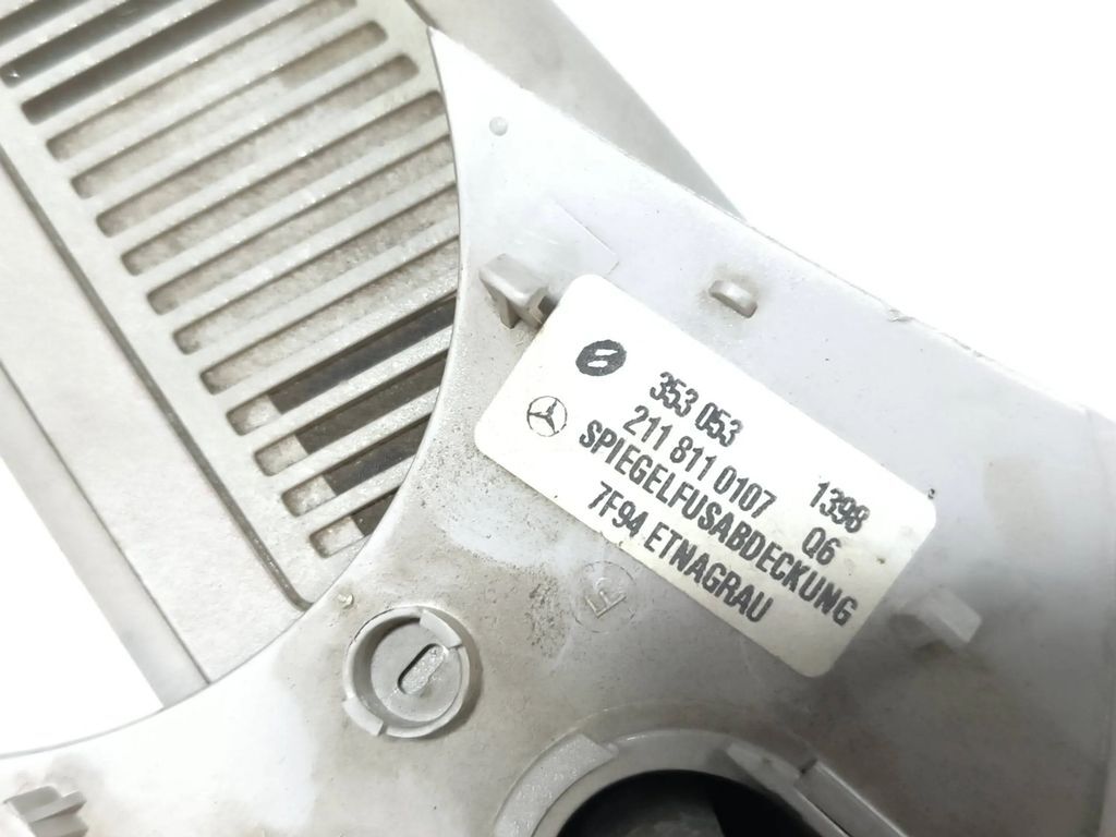 Mercedes-Benz E W211 E270 2003 Interior rear view mirror 2118103917 