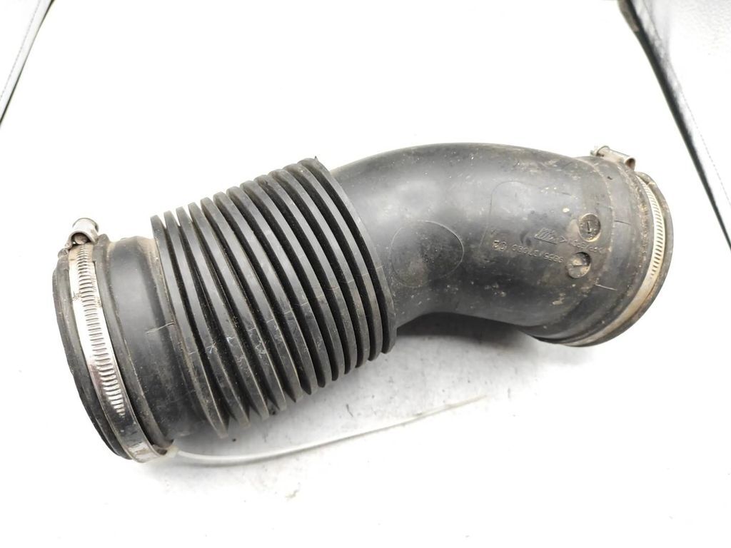 Citroen C5 2.2HDI 2009 Diesel air intake hose pipe 9655137080 