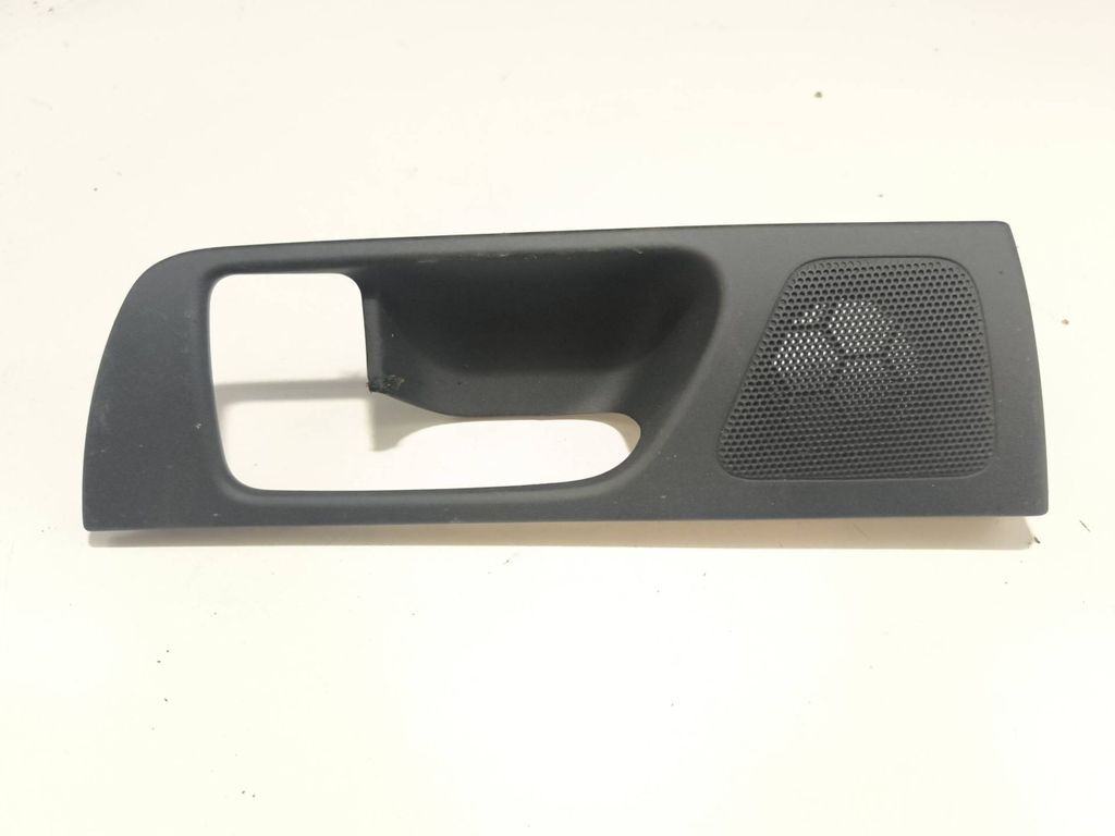 Toyota Avensis T250 2006 rear left door interior handle trim 