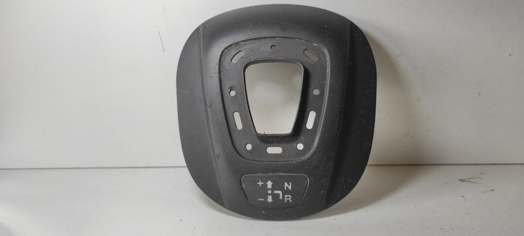 Alfa Romeo 147 2.0TS Selespeed 2003 Front AUTO Gear Shifter Surround Trim