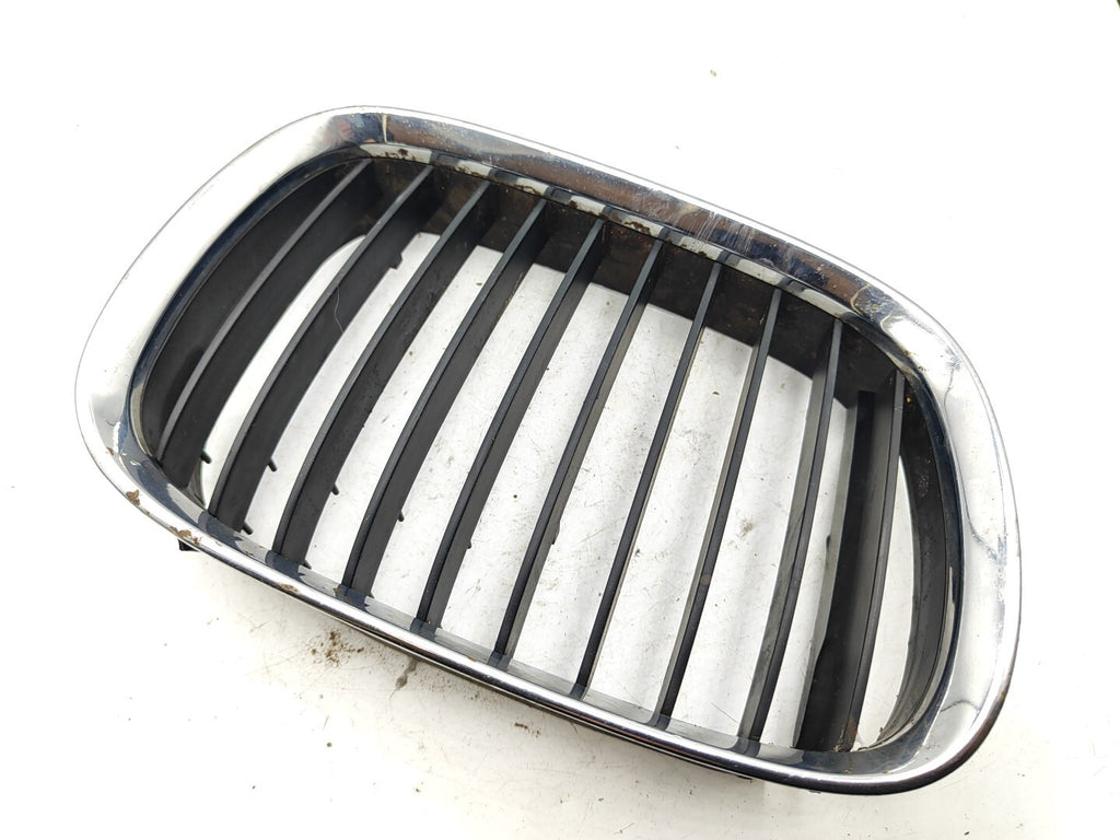 BMW 5 SERIES E39 530D 142kW Estate 2000 Front Right Bonnet Grill Kidney 8159312