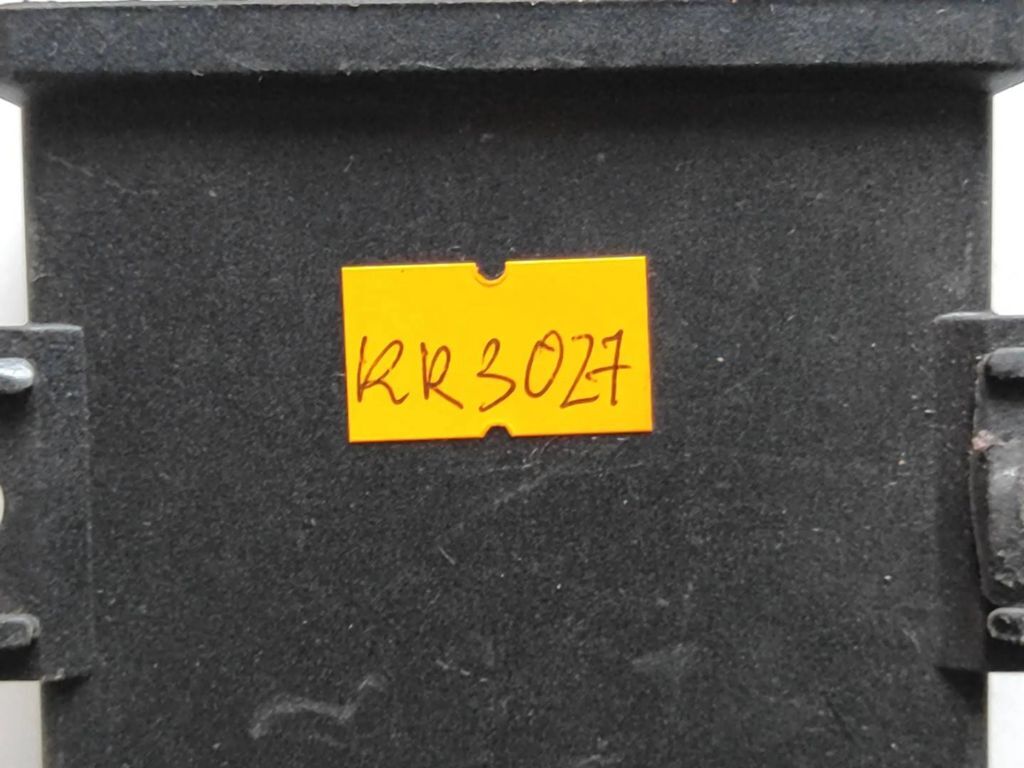 Audi A4 S4 B7 8E 8H 2006 Light control module unit LCM 8P0907357B 