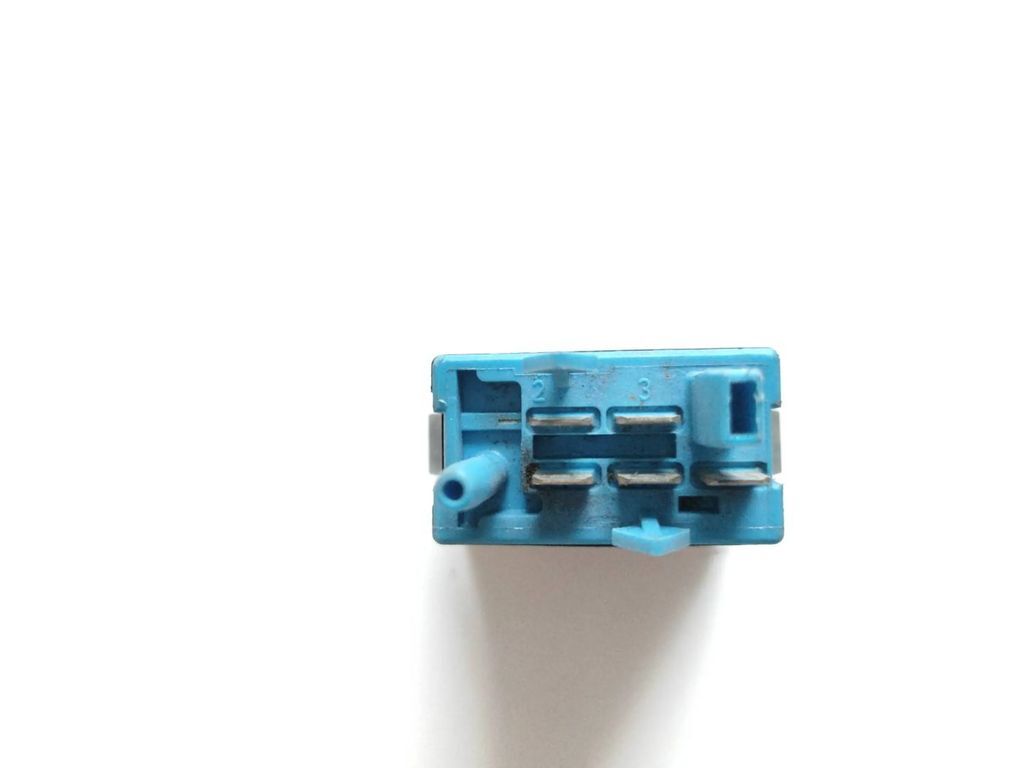 Audi A6 S6 C4 4A 1996 Headlight level height control switch button 4A0941301A 