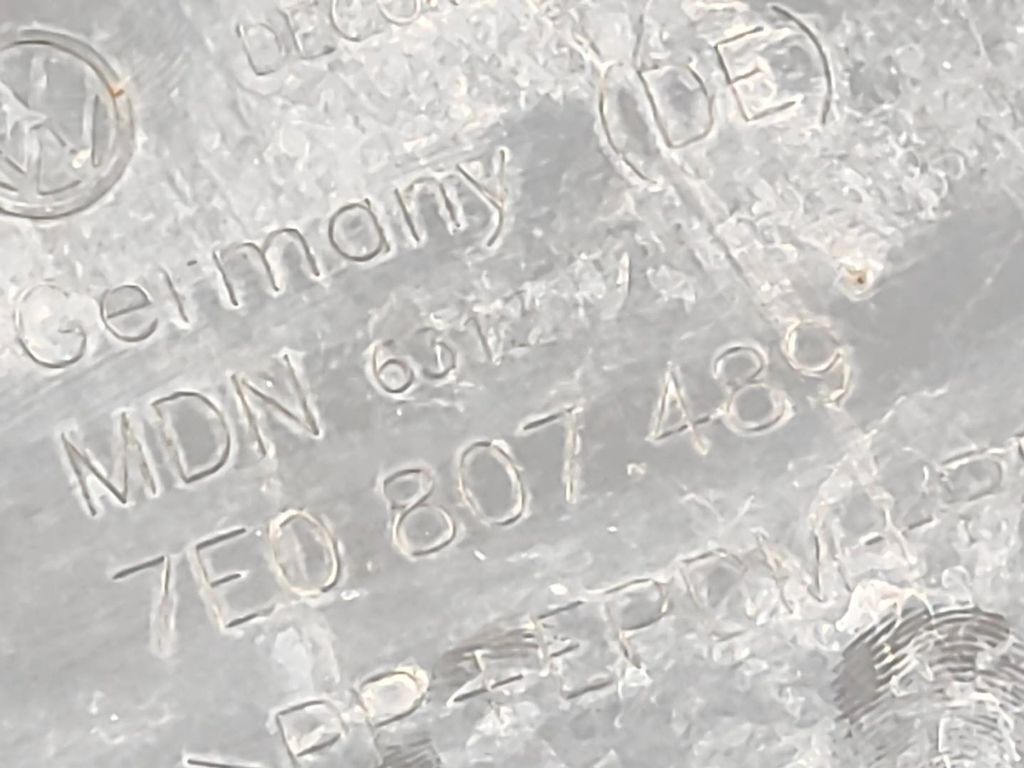 Volkswagen Transporter T5 2012 Front left bumper lower grill 7E0807489