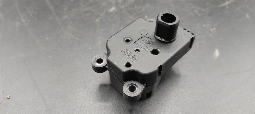 Alfa Romeo GT 2.0JTS 2004 Heater Blower Flap Motor Actuator 52495065