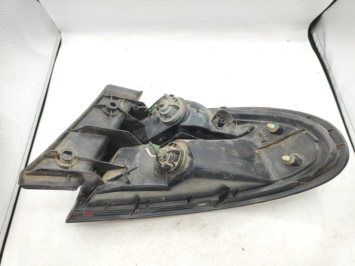 Mazda 323F BA 1997 LHD Rear Left Side Taillight Lamp Light 0431439