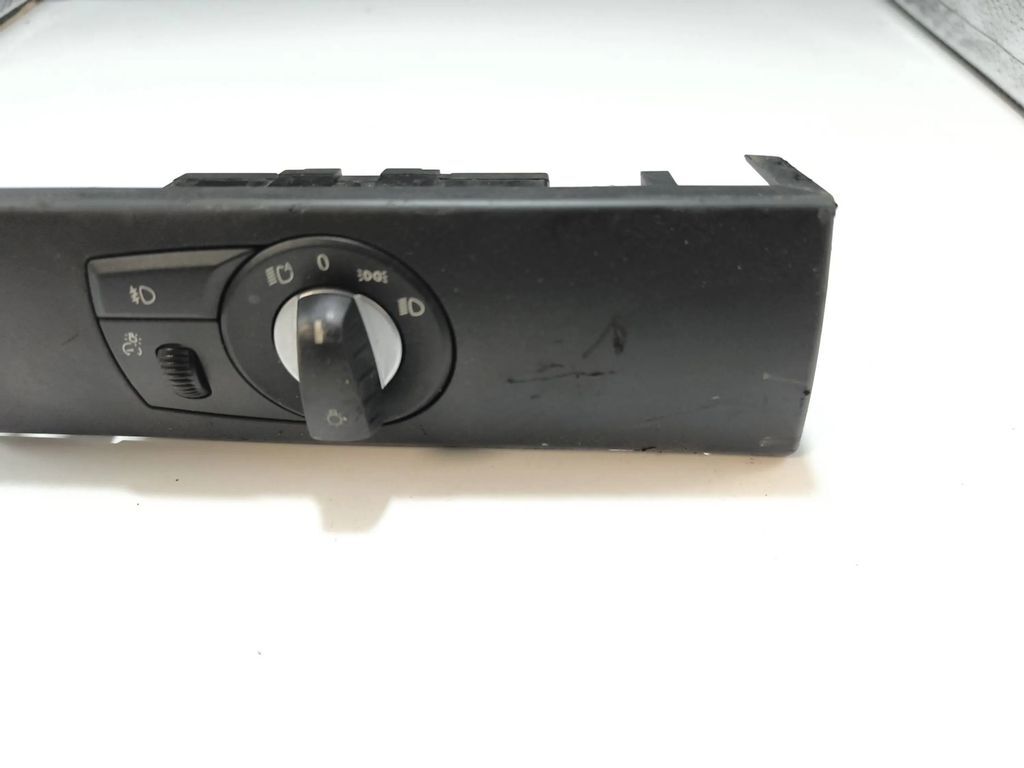 BMW 5 E60 E61 2007 HeadLight switch 6988553 