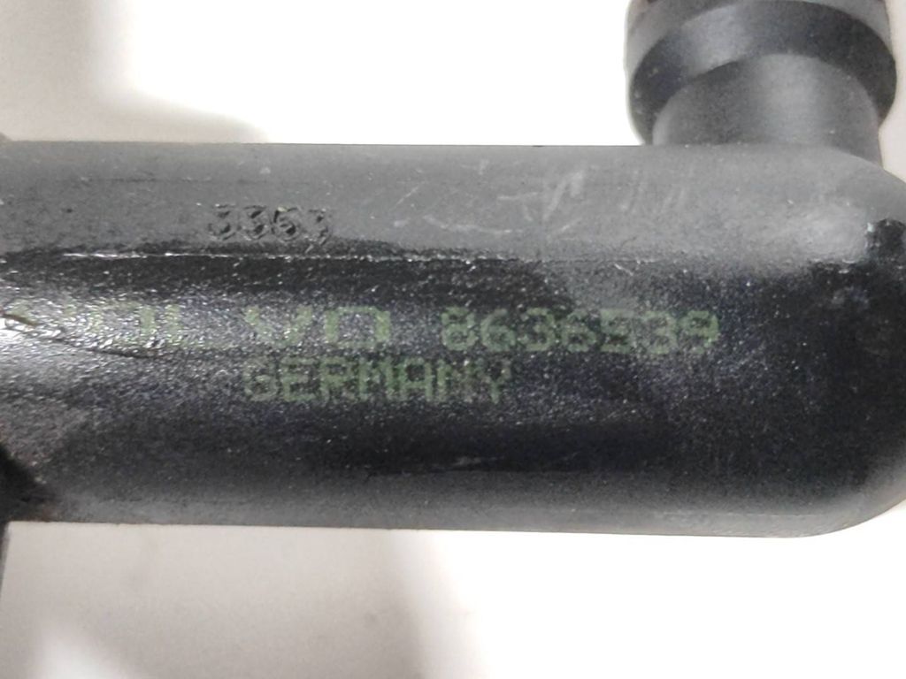 Volvo S60 2002 Clutch master cylinder 8636539 