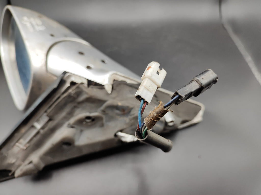 Alfa Romeo 166 2.4JTD 110kW 2002 LHD Front Right Side Mirror Silver E30154381