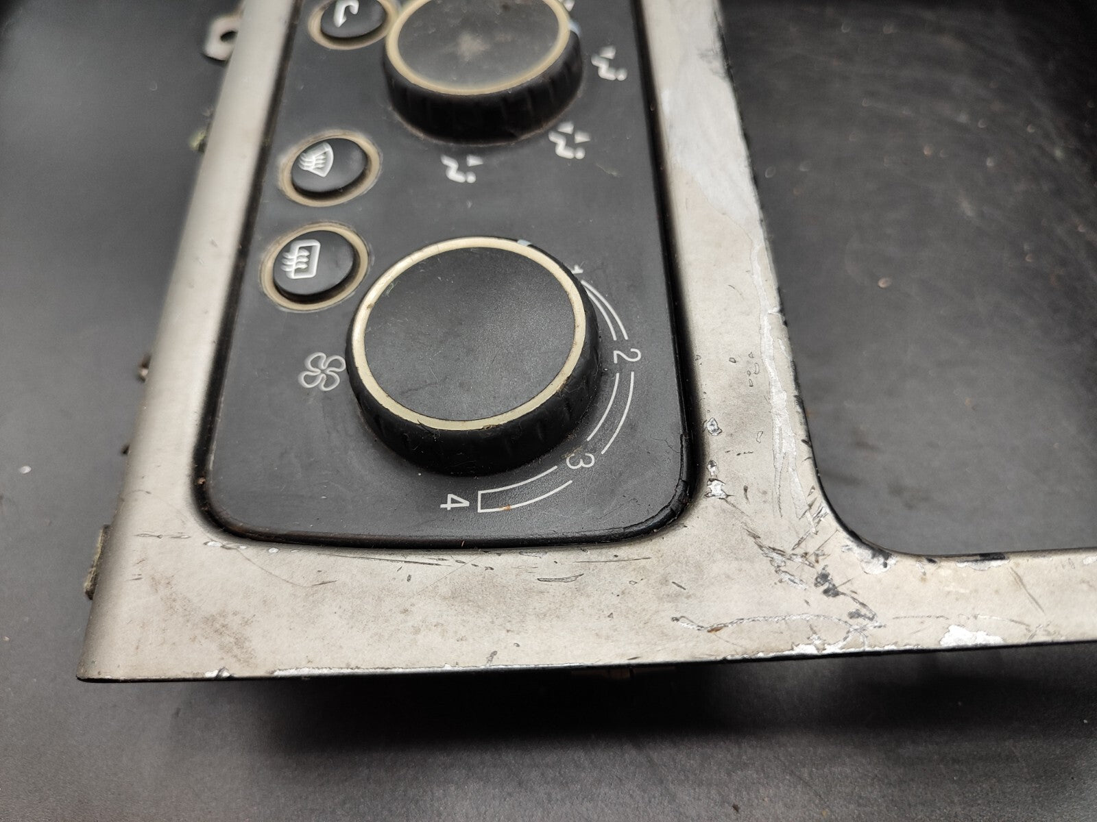 Alfa Romeo 159 1.9JTDm 2007 LHD Front Dashboard Center Trim Cover