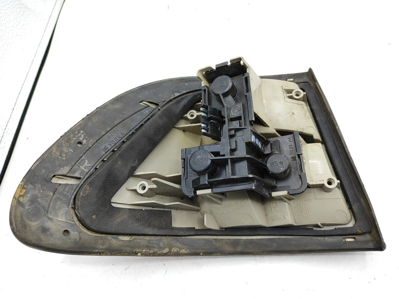 Opel Omega B Sedan 1994 LHD Rear Right Taillight Light 452862