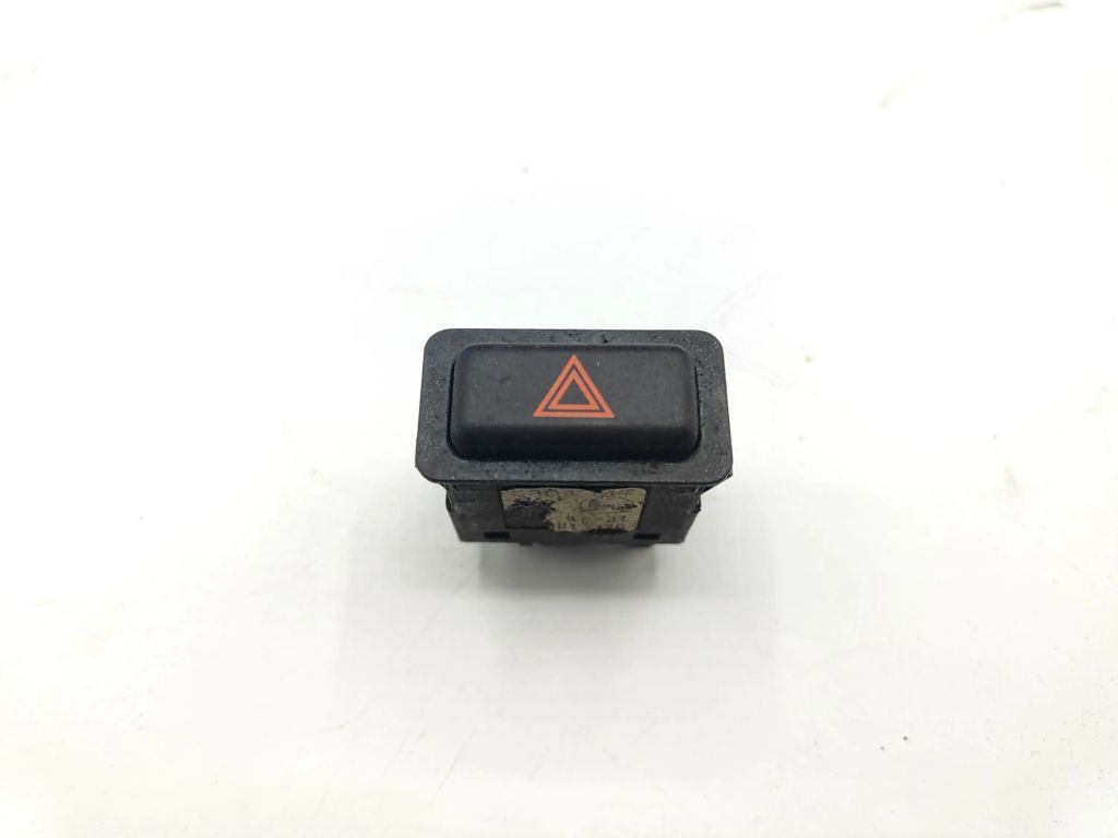 BMW 3 E30 1989 Hazard light switch BSS304M4 