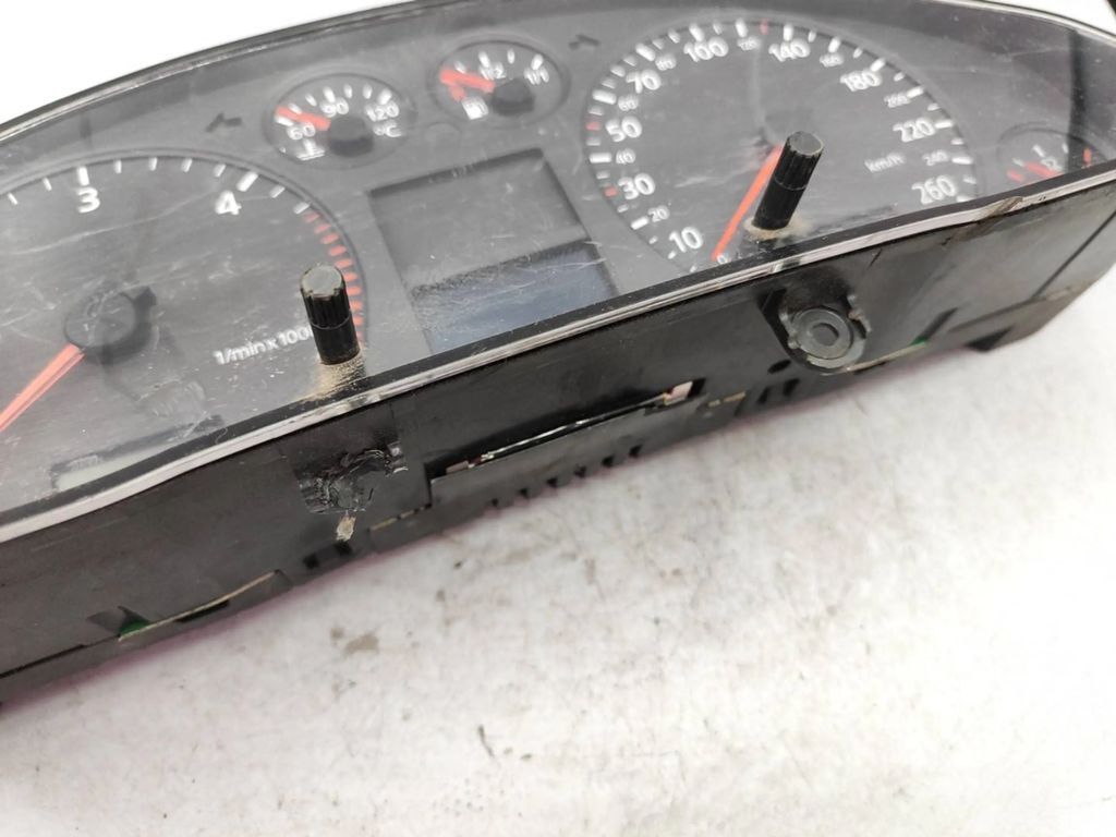 Audi A6 S6 C5 4B 1999 Diesel speedometer instrument cluster 4B0920900J 