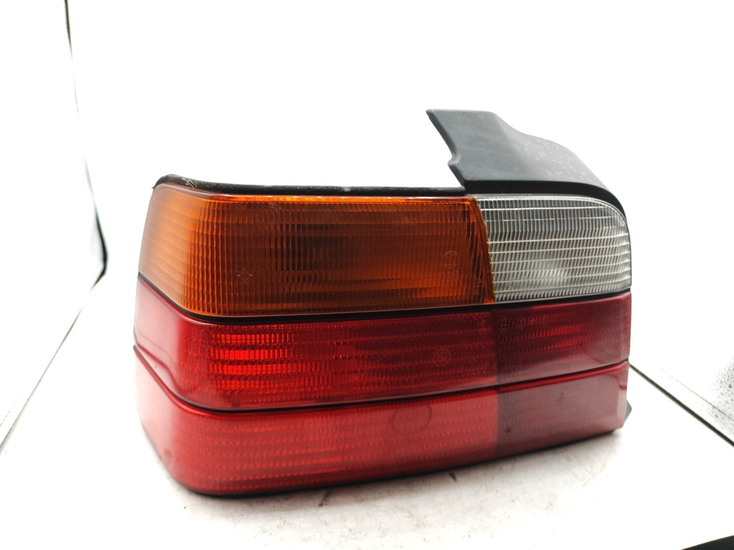 BMW E36 3 Series Sedan 1994 LHD Rear Left Side Taillight Light Lamp E163259