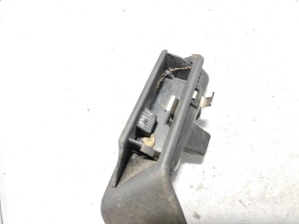 Alfa Romeo 155 1.8i 103kW 1994 rear right door interior release handle 