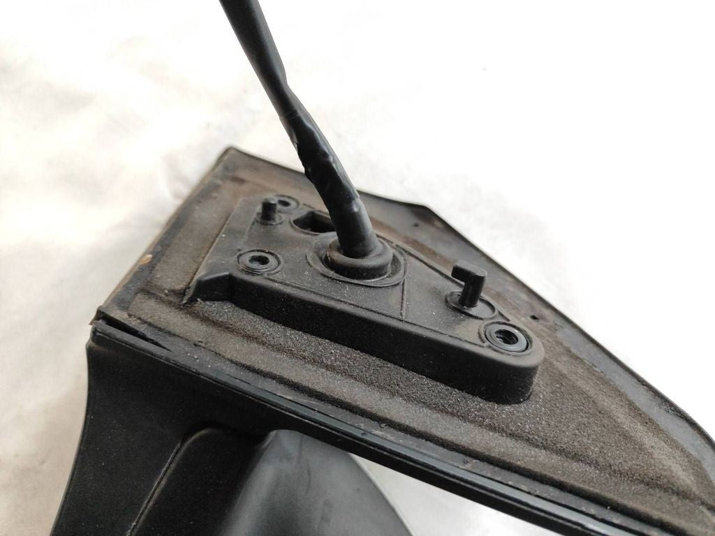 Toyota Avensis T250 2003 electric wing mirror E11015829 