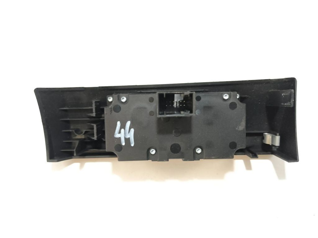 BMW 5 E60 E61 2007 HeadLight switch 6988553 