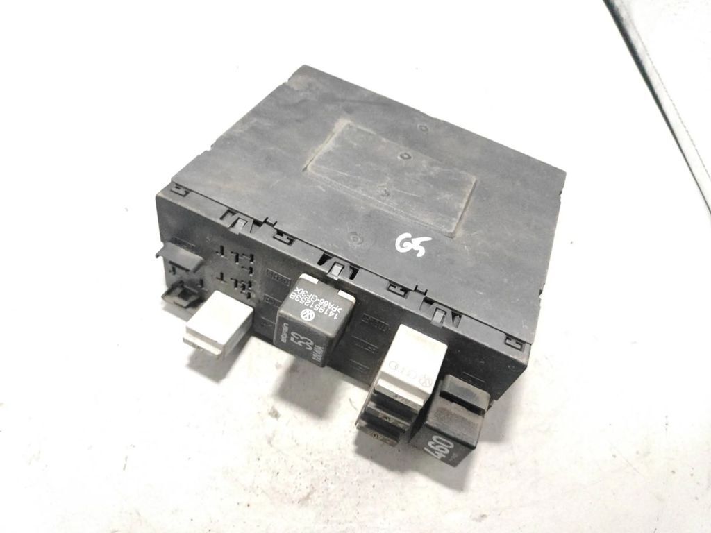 Volkswagen PASSAT B6 2008 Comfort convenience body module 1K0937049S 