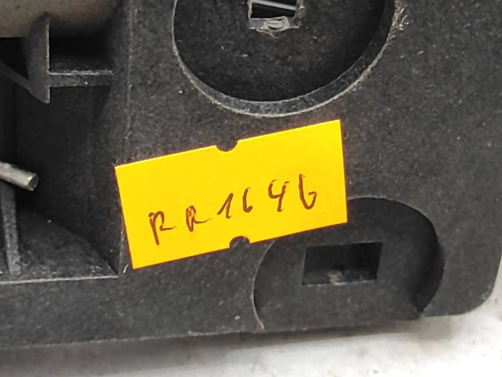 Alfa Romeo 147 1.9JTD 88kW 8V FL 2007 rear interior release handle 99098401 