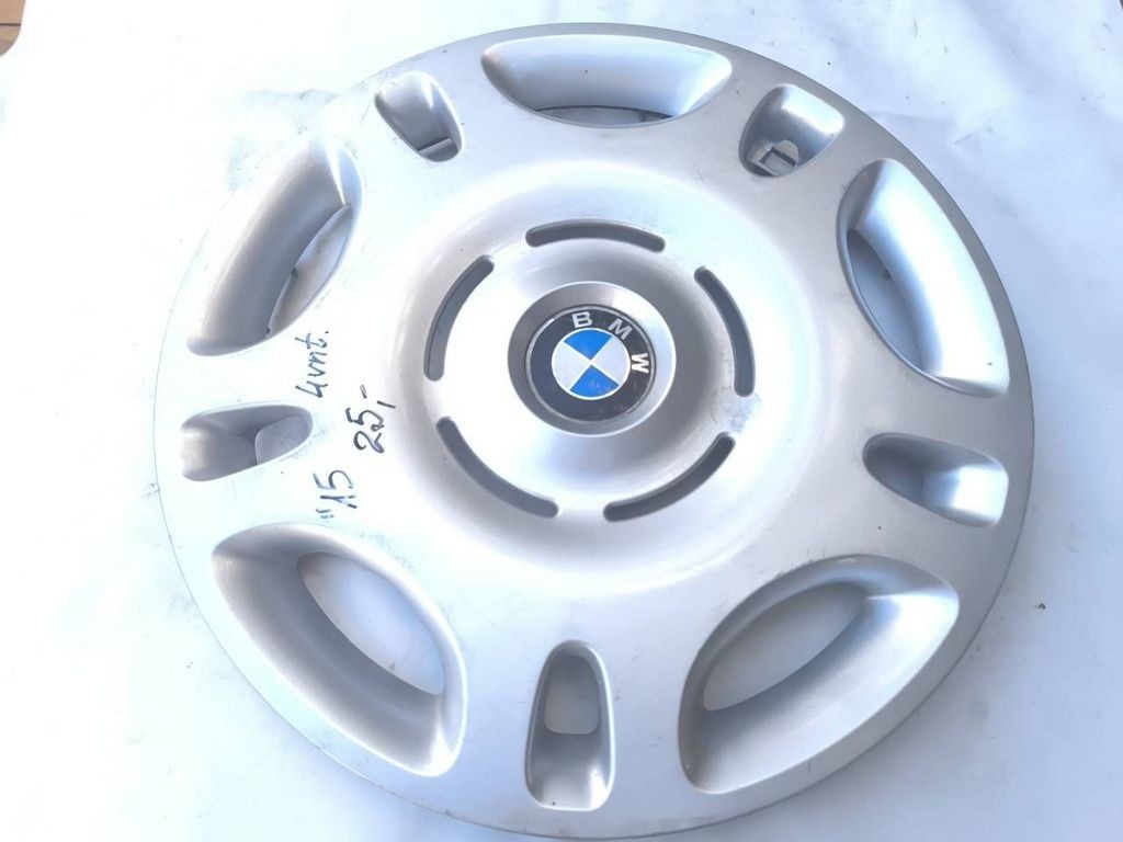 BMW 3 E36 1992 R15 wheel hub cap trim 36131094158 