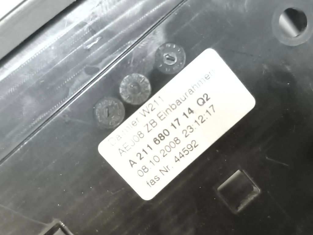 Mercedes-Benz E W211 2003 Diesel A set of switches A2116801714 