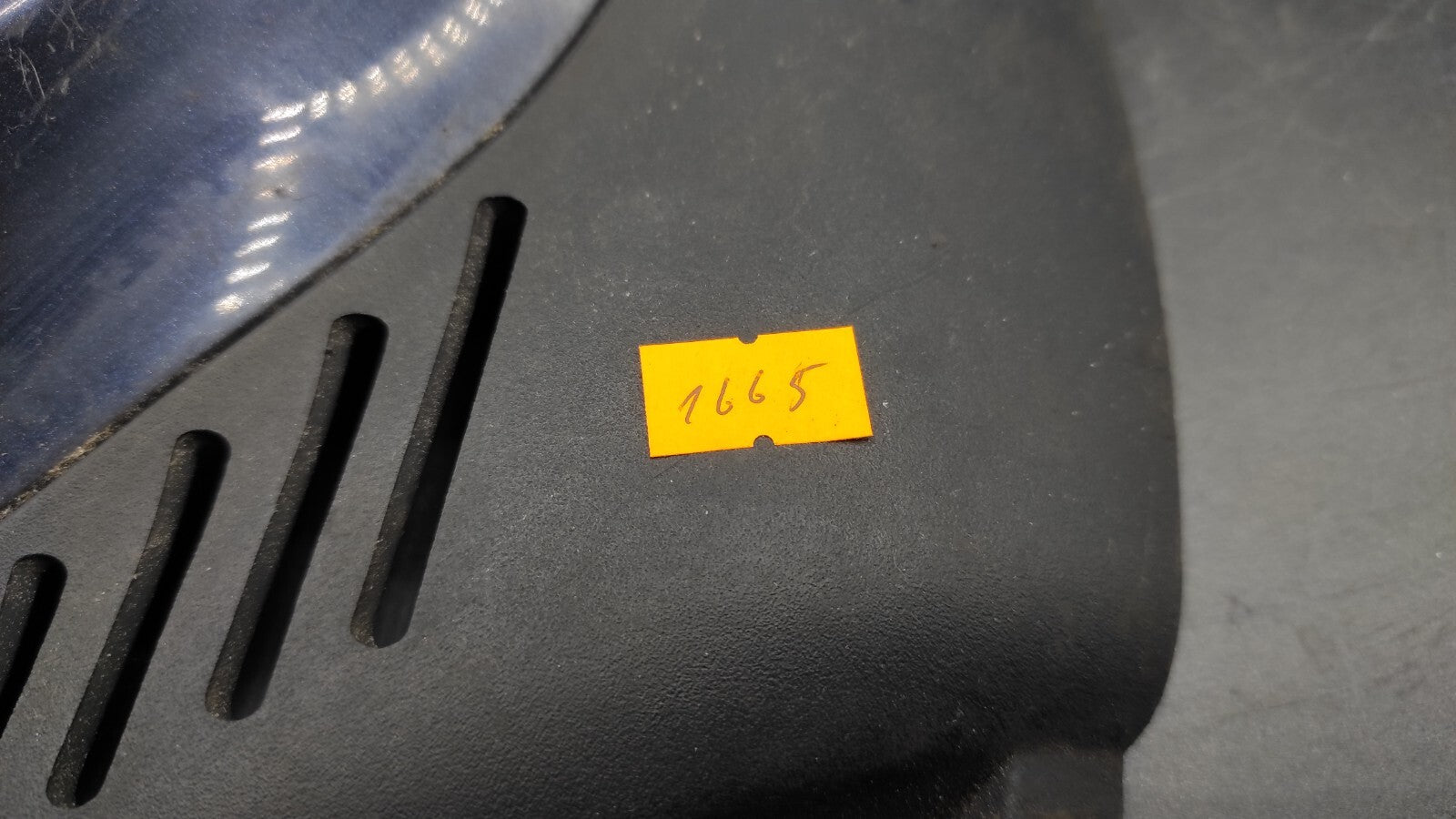 Alfa Romeo 166 2.4JTD 110kW 2002 Front Right Upper Grill 156016559 Blue