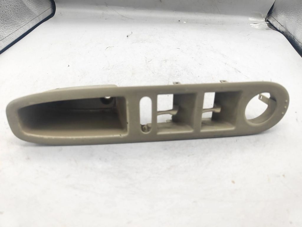 Alfa Romeo 159 1.8i 103kW 2008 LHD Front Left Window Switch CASE 156077484 