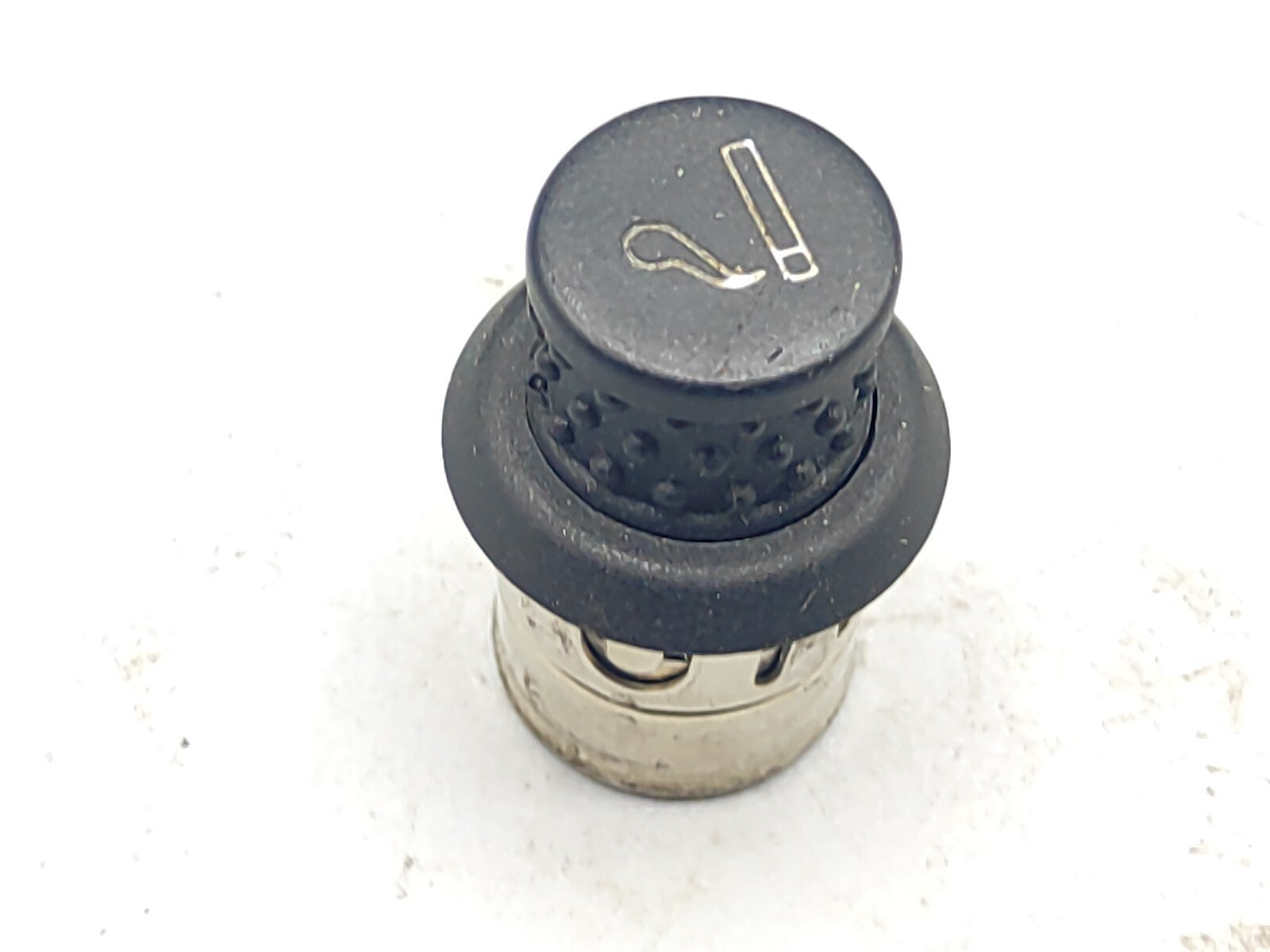 Alfa Romeo 147 2007 LHD Front Dashboard Ashtray Cigarette Lighter 12V