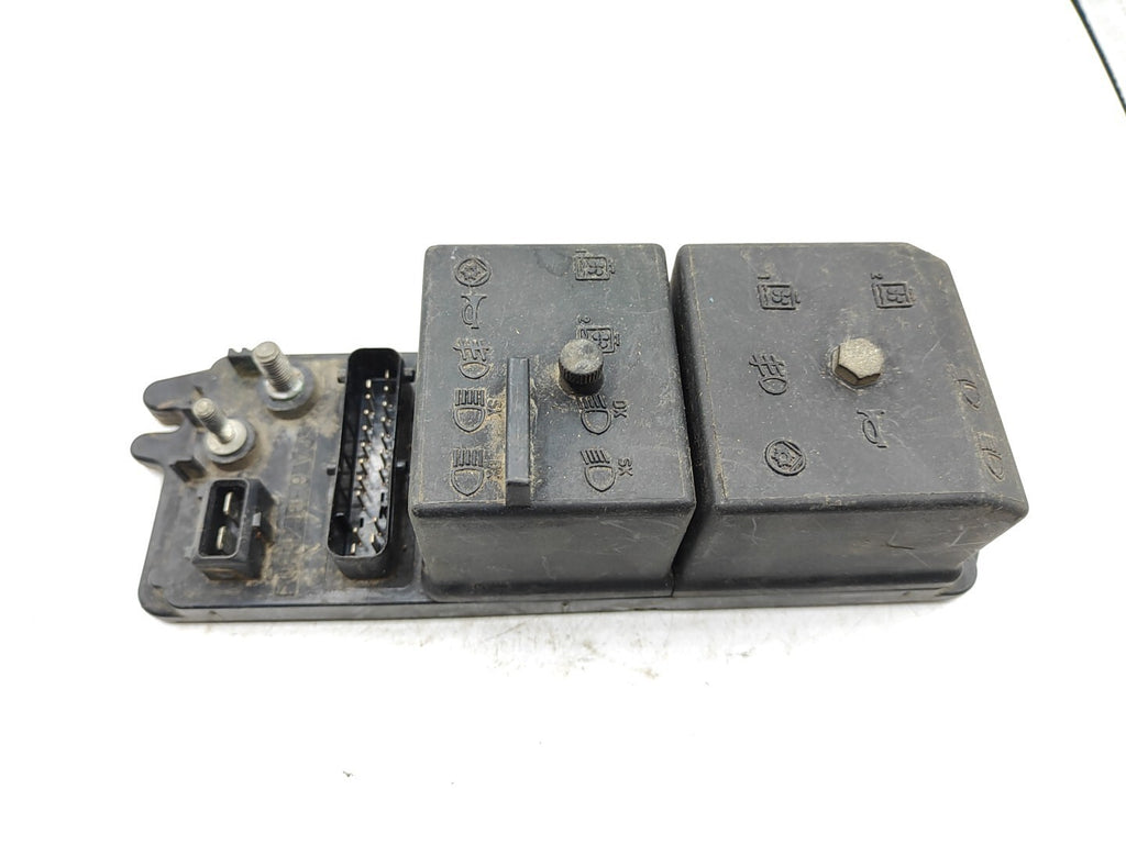 Alfa Romeo 166 2.4JTD 100kW 10V Diesel 2000 Engine Bay Fuse Box Module Relays