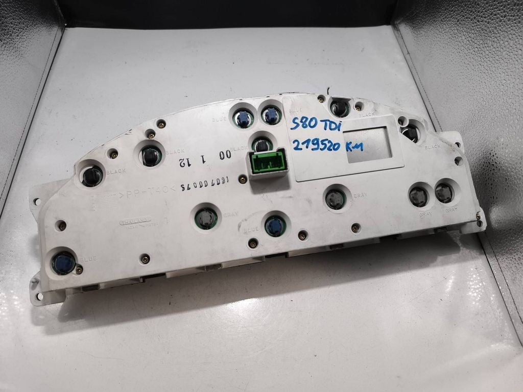 Volvo S80 2002 LHD Diesel speedometer instrument cluster 9459821 