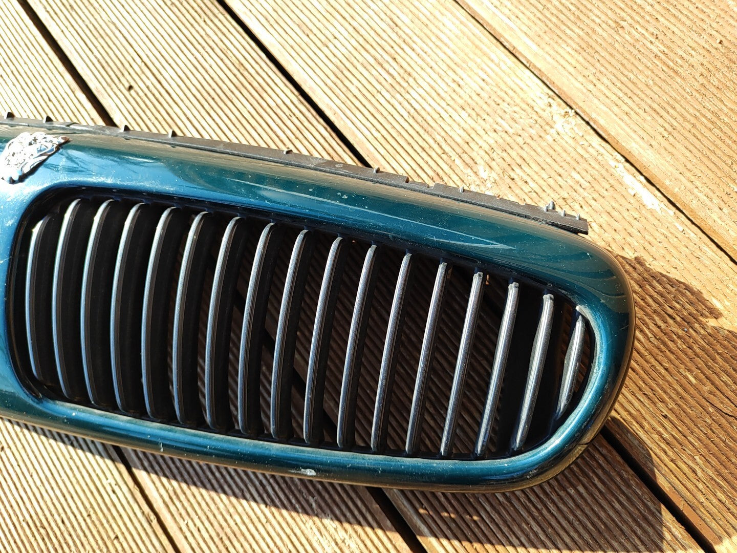 Jaguar X Type 2.5i 2001 Front Center Bonnet Hood Grill 1X435510AH GREEN