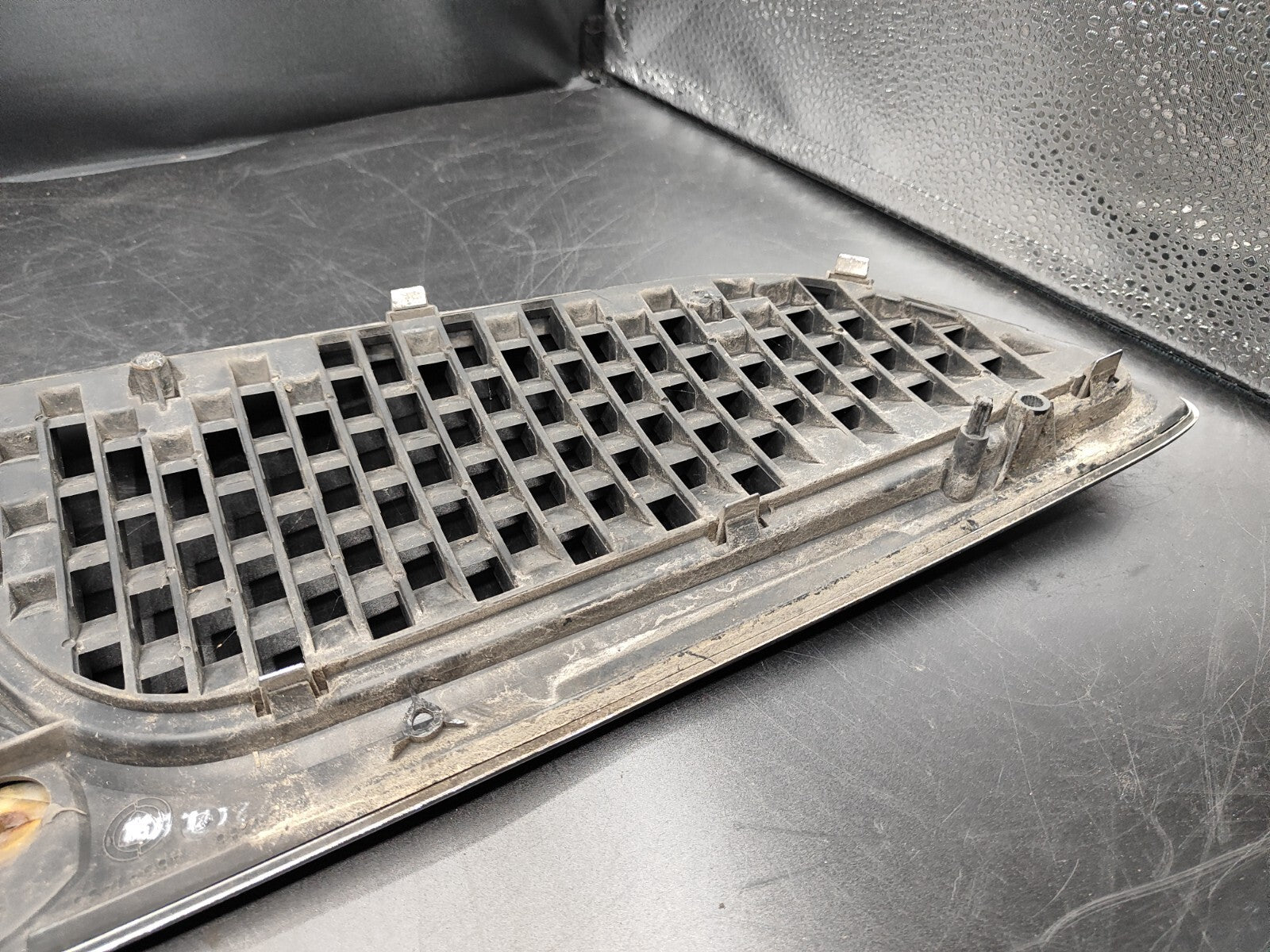 Lancia Lybra 2002 Front Bumper Upper Chrome Grill 46541435