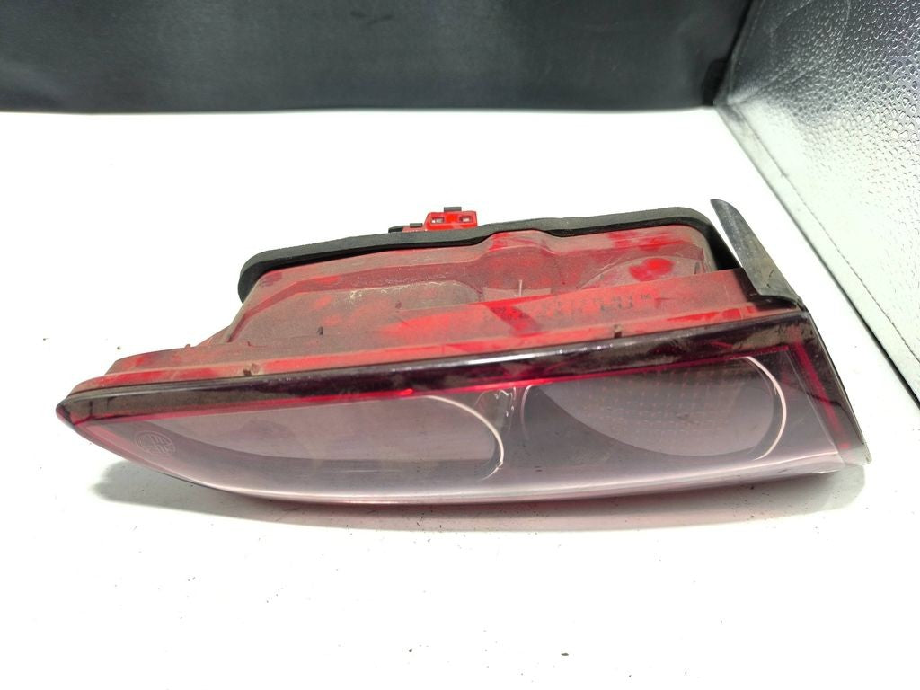 Alfa Romeo 159 2007 Left tailgate rear tail light lamp 60691366